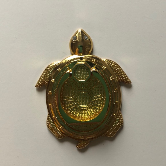Lilly Pulitzer Turtle Phone Ring - Picture 1 of 6